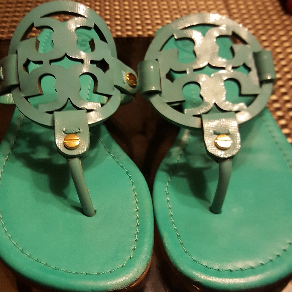 Tory Burch Miller Teal EUC!
